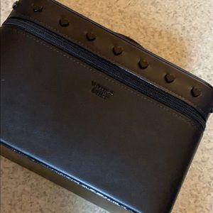 Black make up accessories case